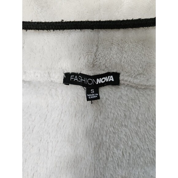 Fashionnova Original Hoodie Size Small - Picture 6 of 6